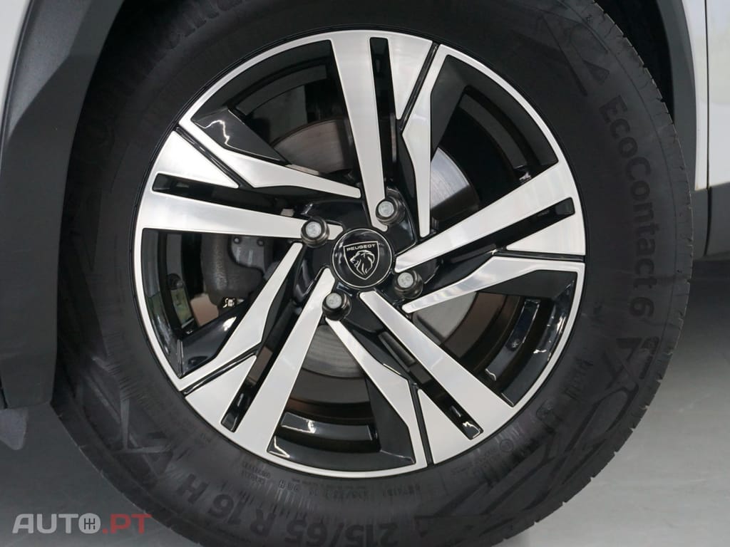 Peugeot 2008 PureTech 130 EAT8 Allure