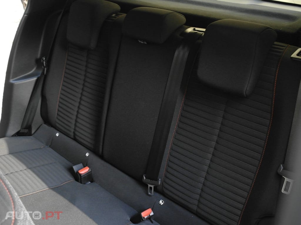 Peugeot 208 1.5 BlueHDi Active