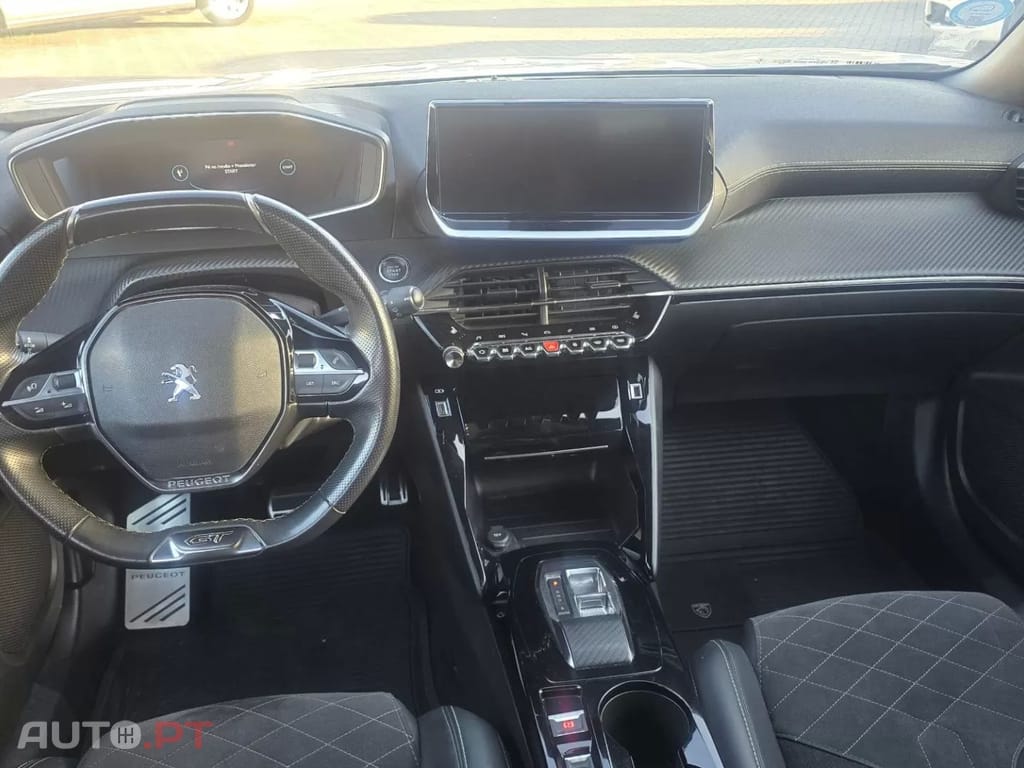 Peugeot E-2008 GT Pack