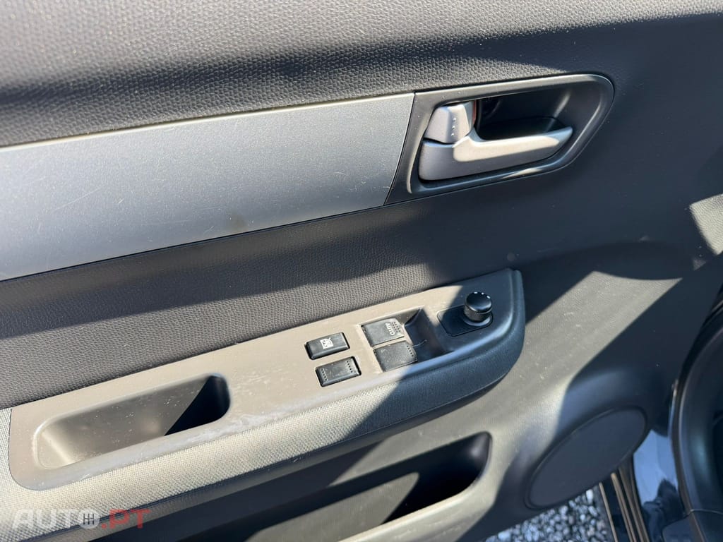 Suzuki Swift 1.3 DDiS GL