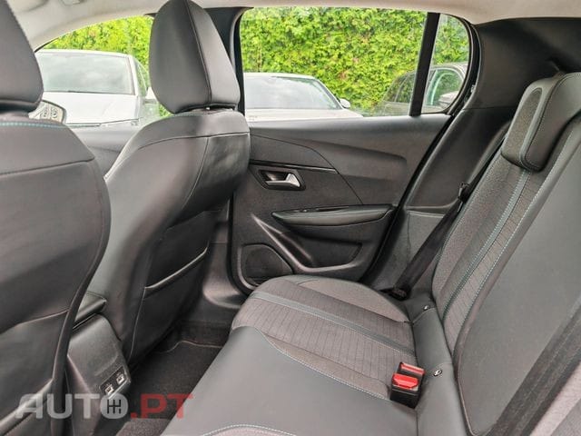 Peugeot E-208 50 kWh Allure