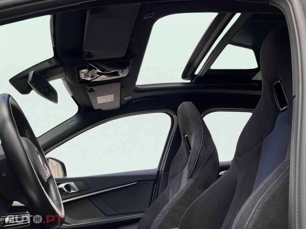 BMW 118 i Pack Desportivo M Auto