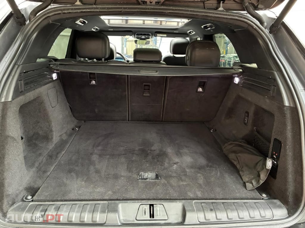 Land Rover Range Rover Sport 3.0 P440e Dynamic SE