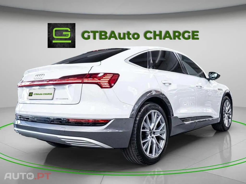 Audi E-Tron I.V.A DEDUTÍVEL 55 ADVANCED