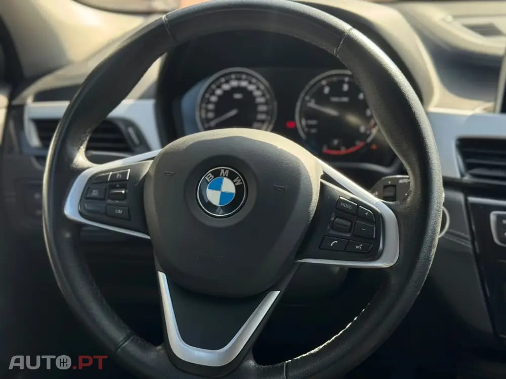 BMW X2 18 d sDrive Auto