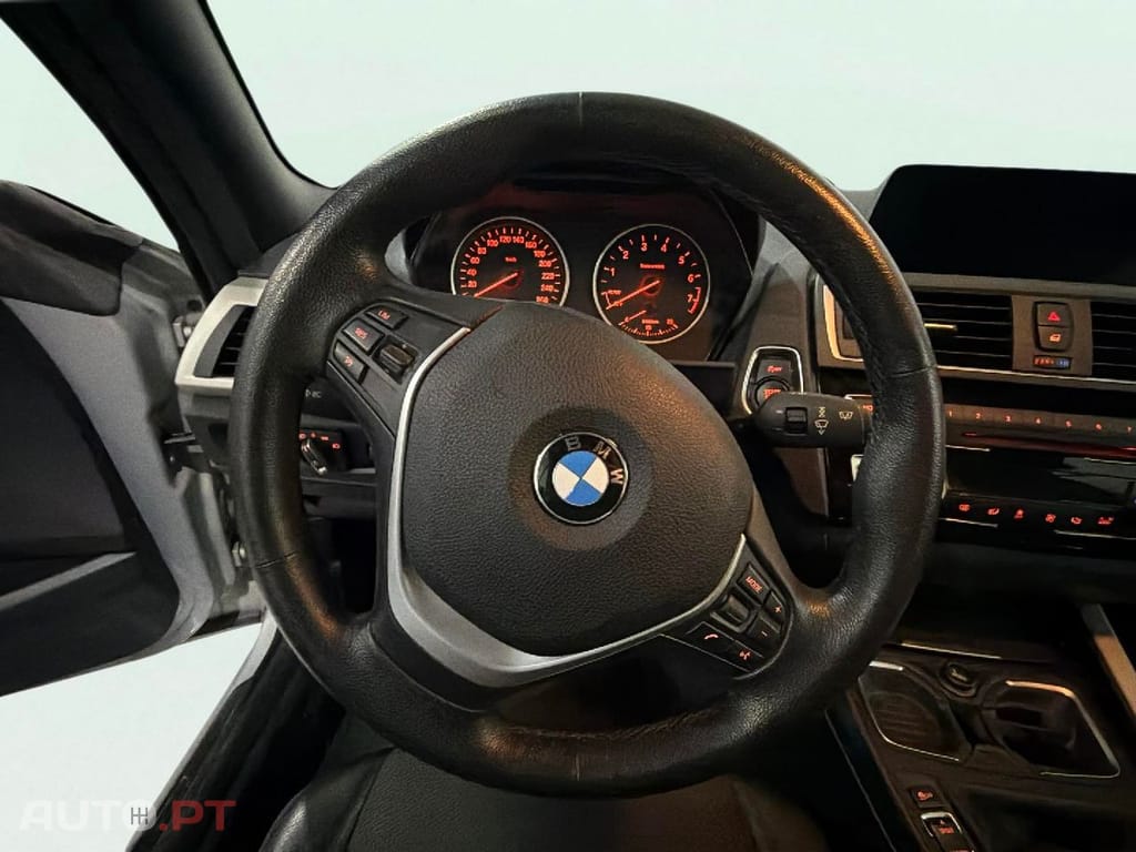 BMW 218 i Cabrio Line Sport