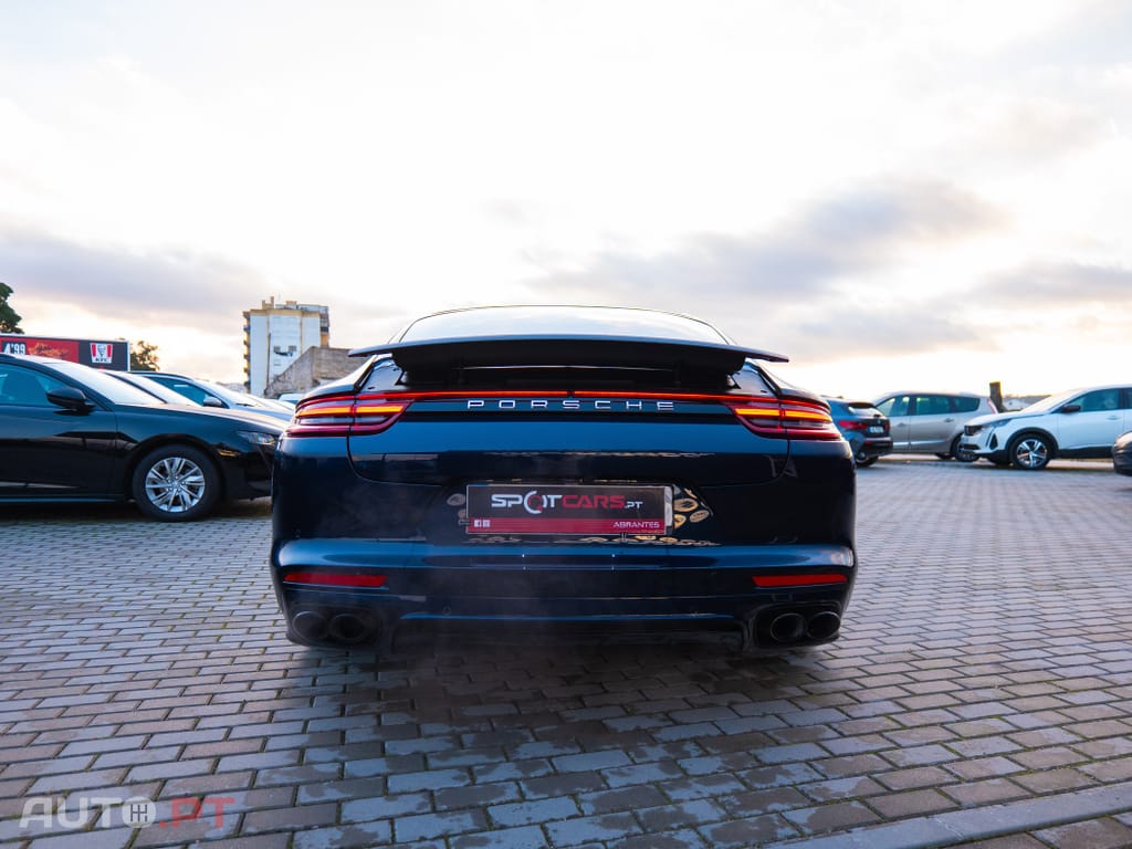 Porsche Panamera 4 Executive