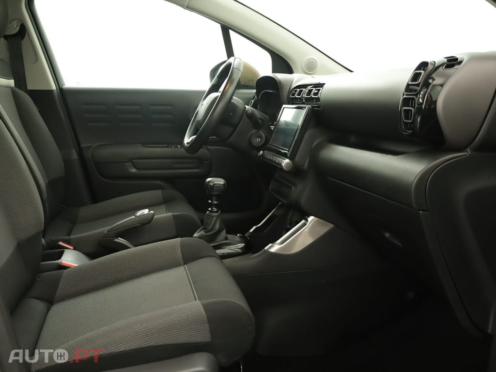 Citroen C3 C3 Aircross 1.2 PureTech Shine