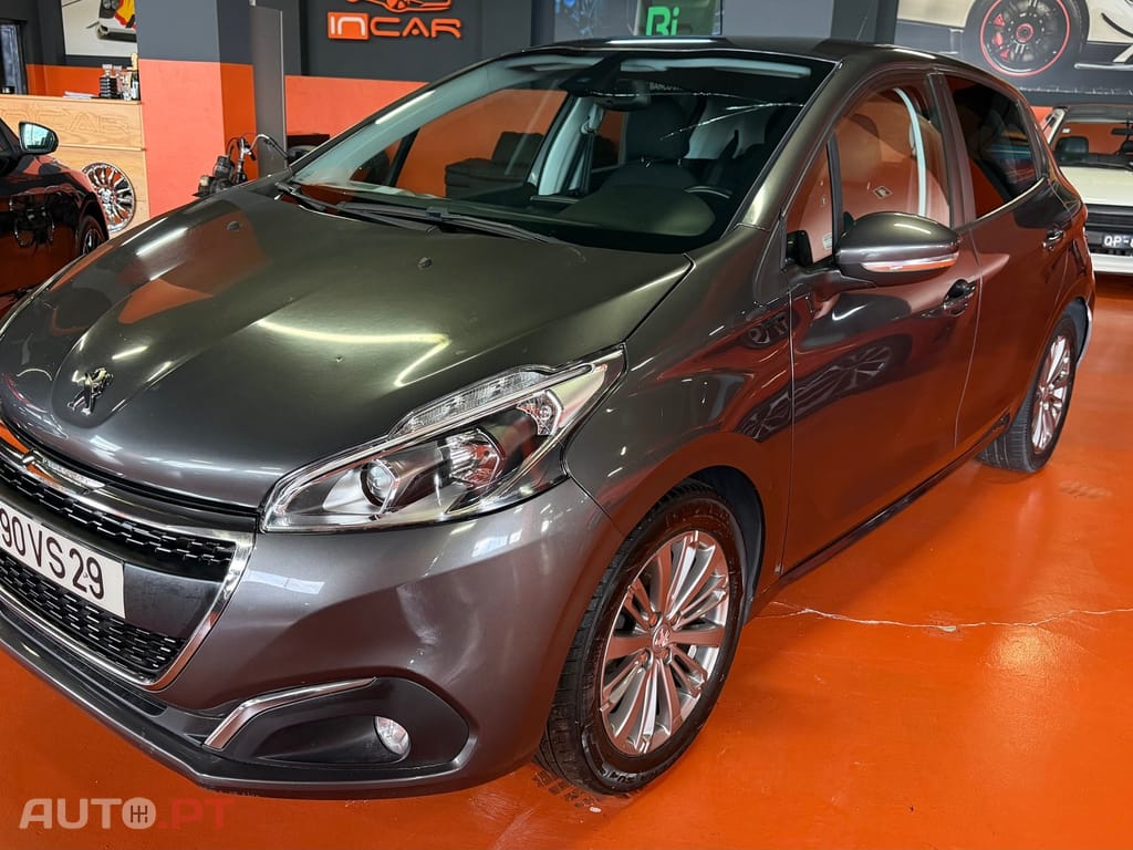 Peugeot 208 1.5 BlueHDi Allure Pack