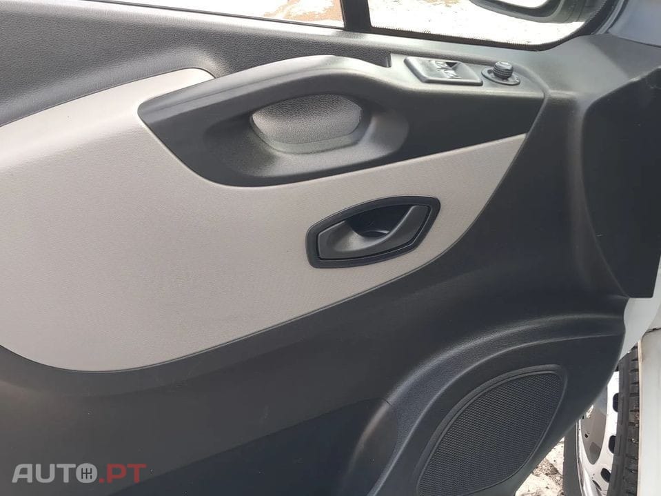 Renault Trafic 1.6 dCi L2H1 1.2T SS