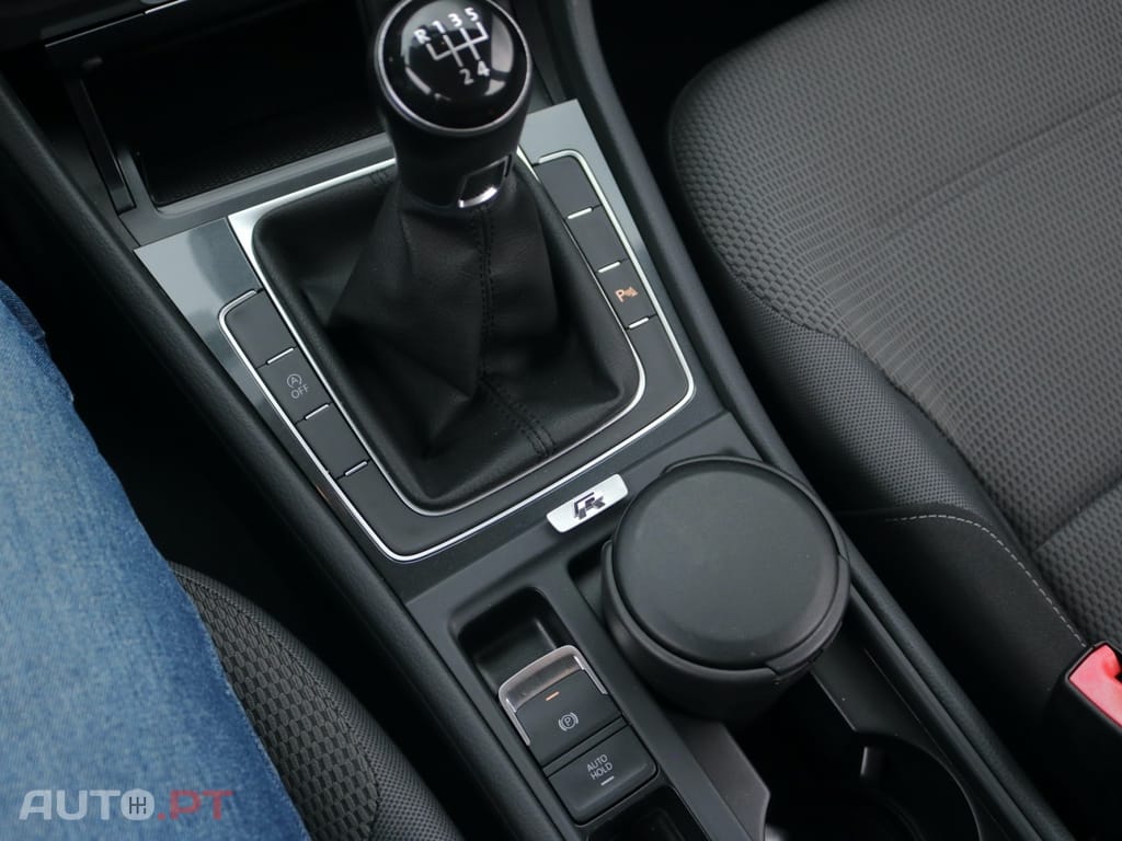 Volkswagen Golf 1.6 TDI Highline