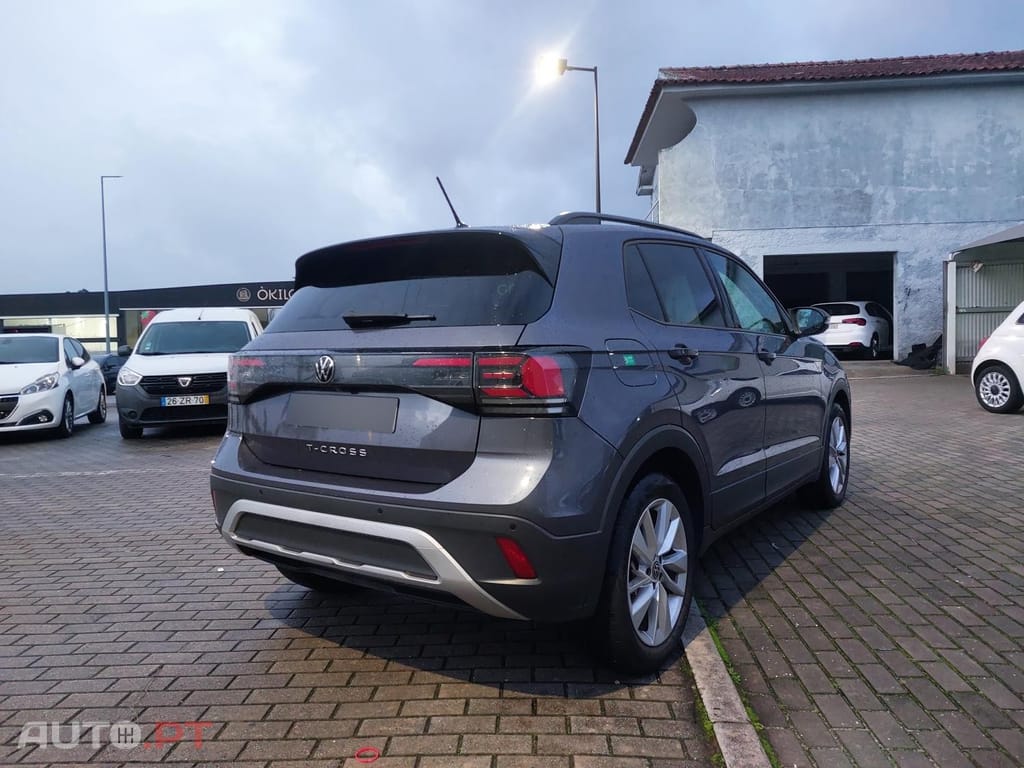 Volkswagen T-Cross 1.0 TSI Urban DSG