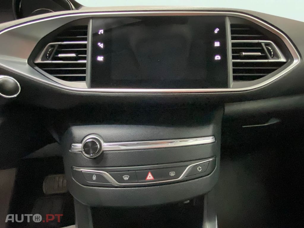 Peugeot 308 1.2 PureTech Allure EAT8
