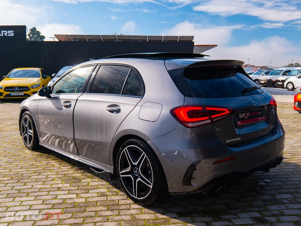 Mercedes-Benz A 35 AMG 4Matic Speedshift DCT 7G