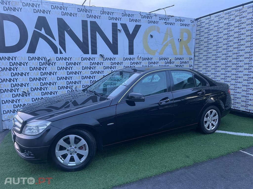Mercedes-Benz C 220 blue efficient