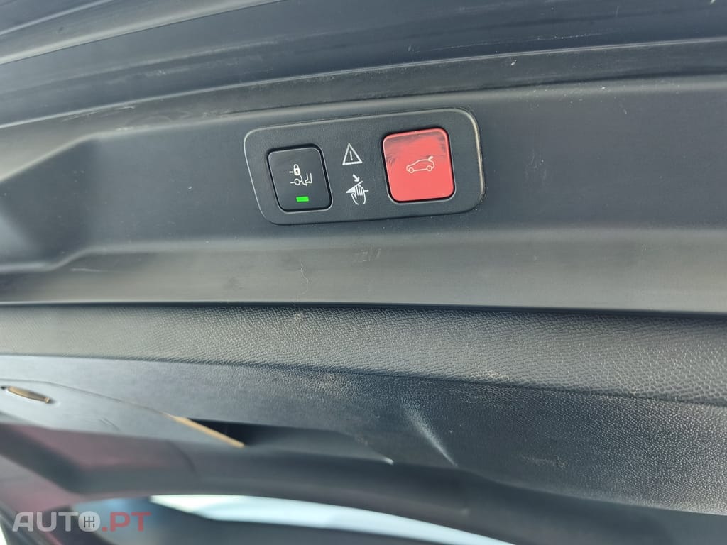 Peugeot 5008 1.2 PureTech Allure Pack EAT8