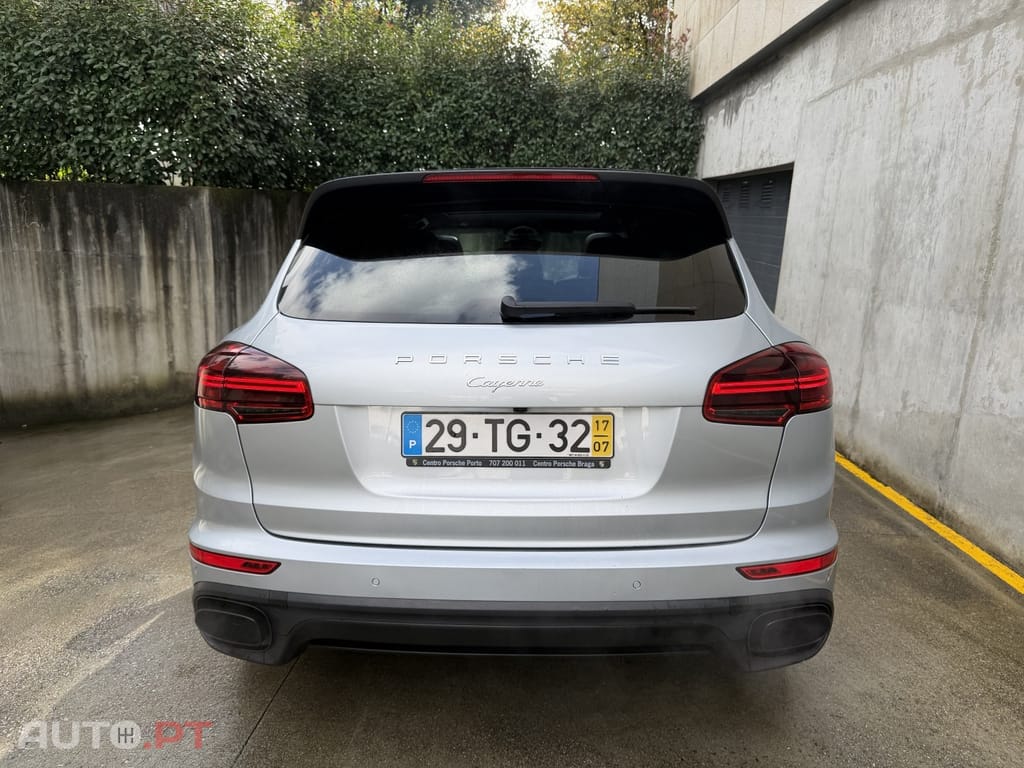 Porsche Cayenne Platinum Edition