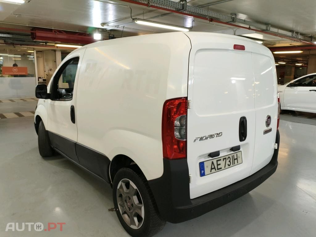 Fiat Fiorino 1.3 M-jet Adventure com 1GD