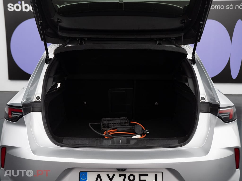 Opel Astra 1.6 T PHEV Elegance