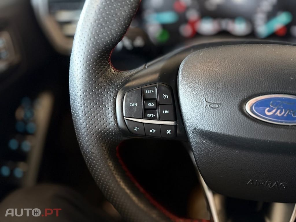 Ford Focus 1.5 TDCi EcoBlue ST-Line