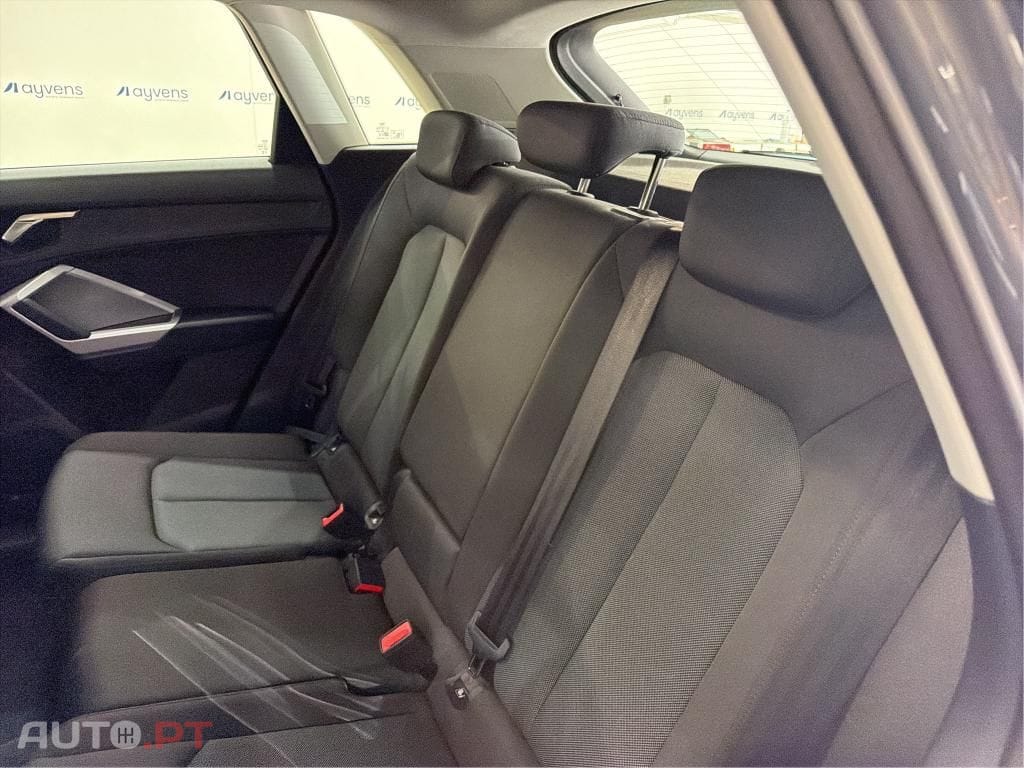 Audi Q3 35 TDI S tronic