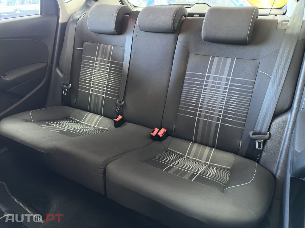 Volkswagen Polo 1.4 TDi Lounge