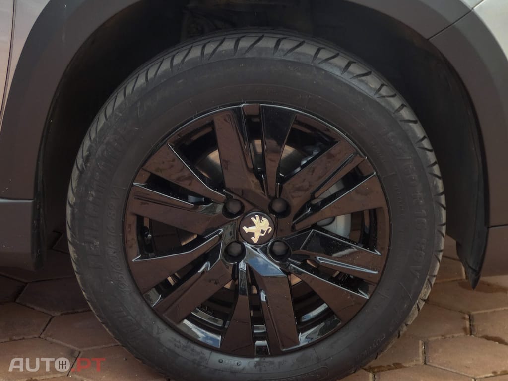 Peugeot 2008 1.6 e-HDi Allure