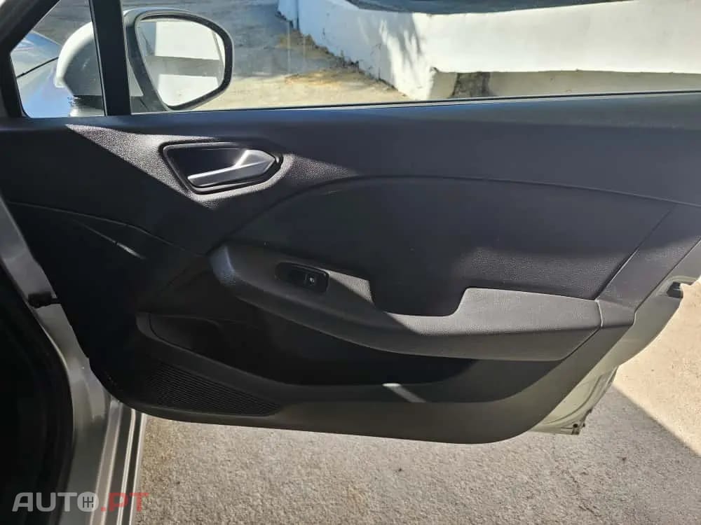 Renault Clio 1.0 TCe Intens