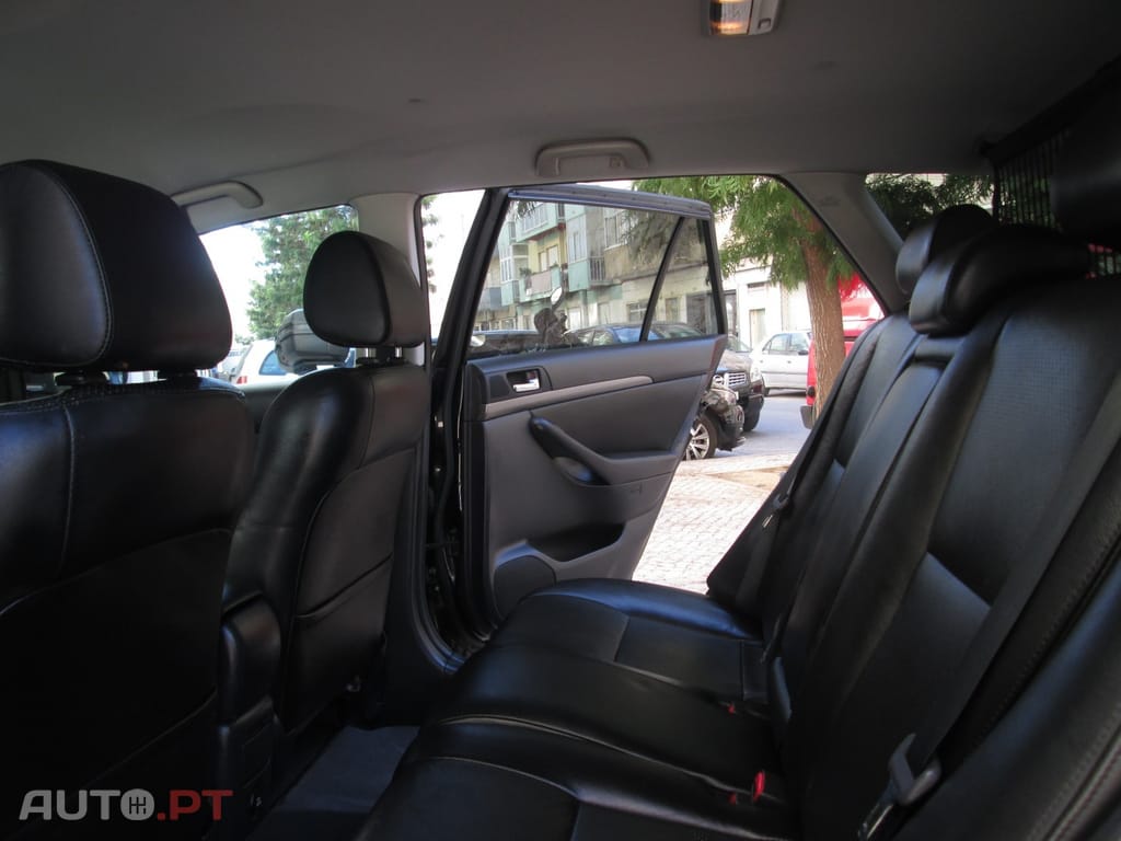 Toyota Avensis 2.0 D-4D Sol+GPS