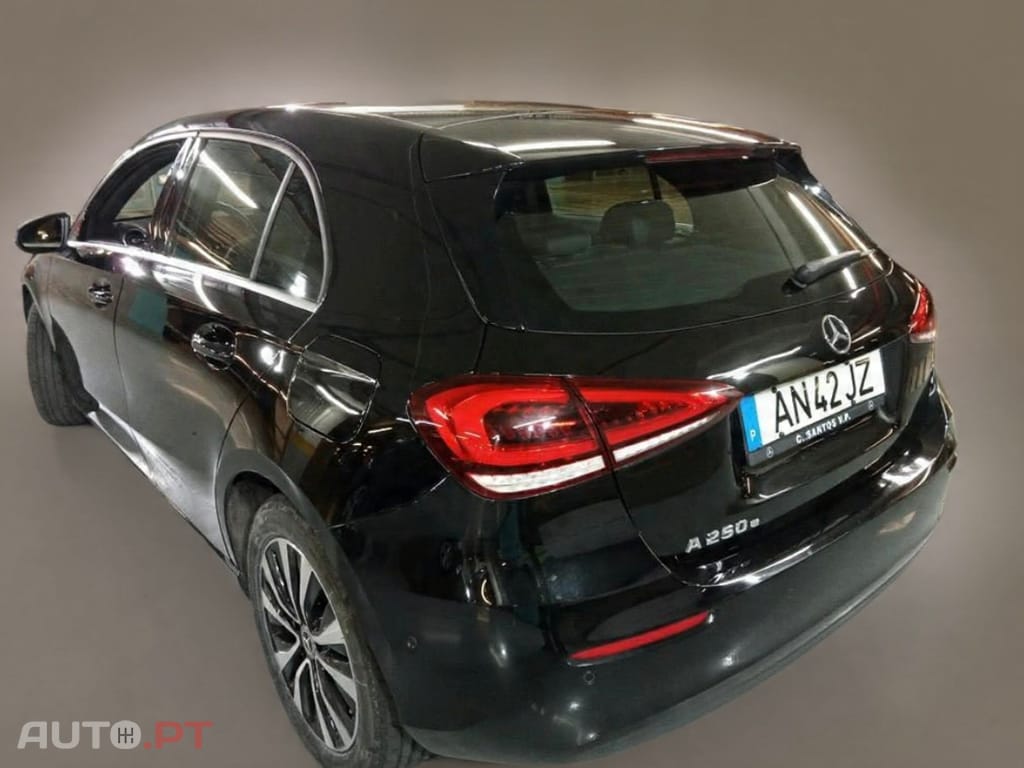 Mercedes-Benz A 250 e Style Plus