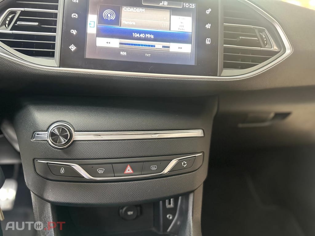 Peugeot 308 1.6 BlueHDi Style