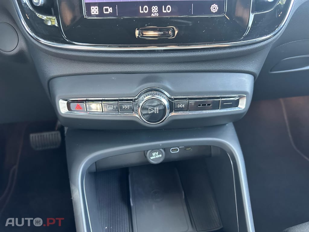 Volvo XC40 Recharge Plus