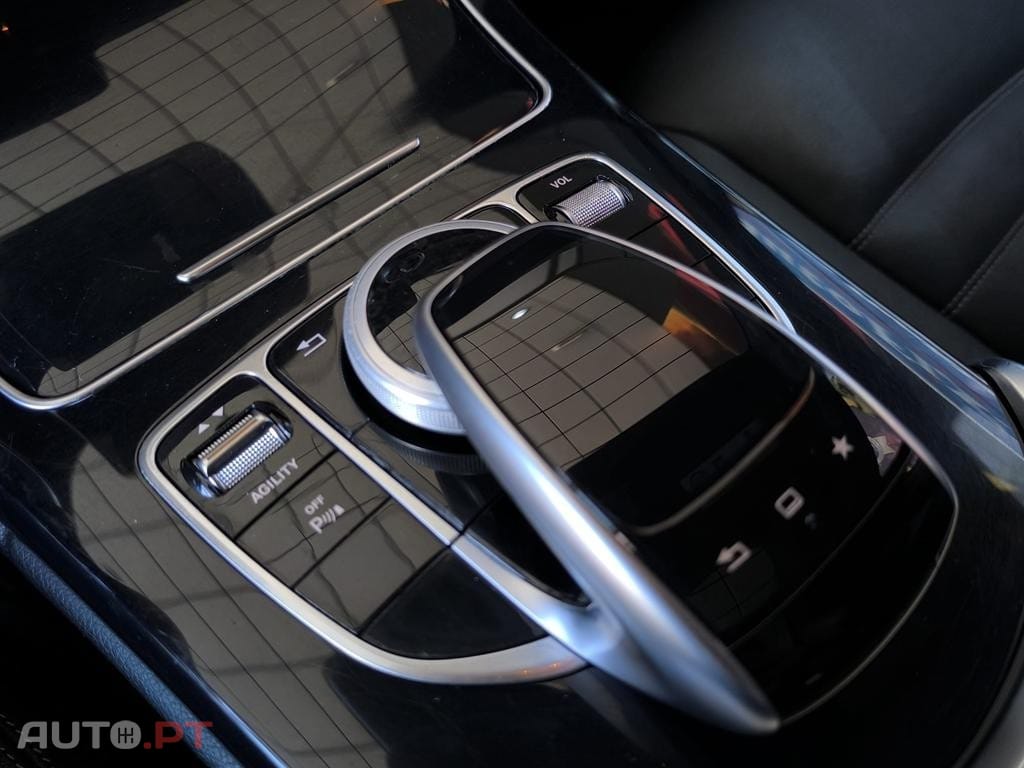 Mercedes-Benz C 300 BlueTEC Hybrid AMG Line