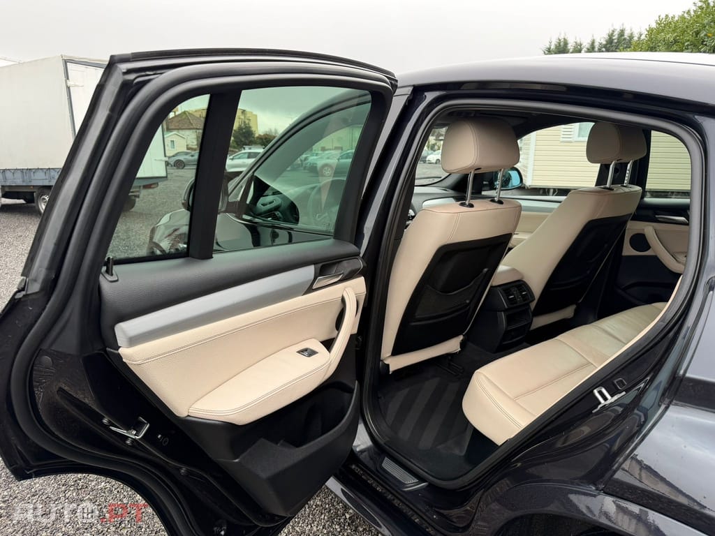 BMW X4 30 d xDrive Pack M
