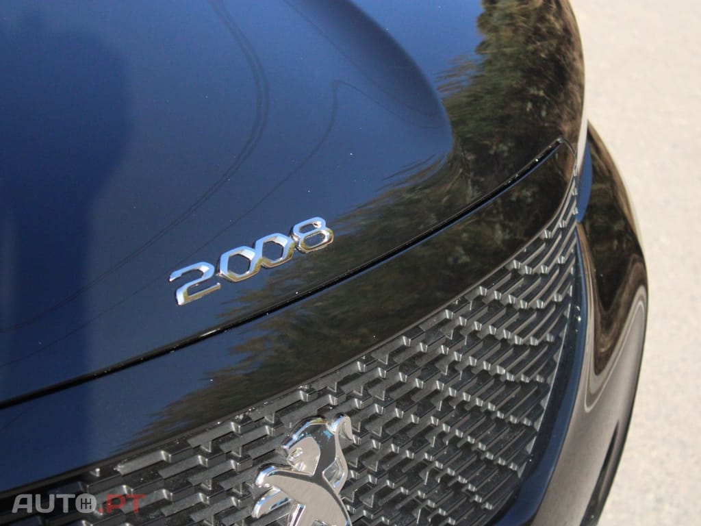 Peugeot E-2008 GT Pack