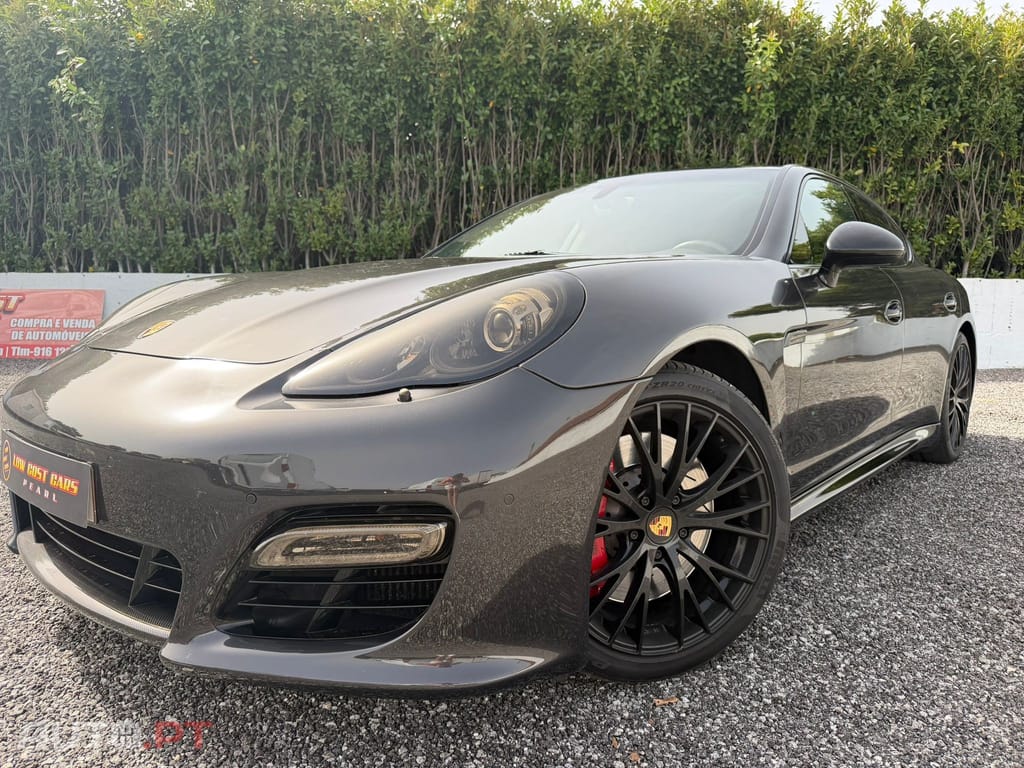 Porsche Panamera Turbo PDK