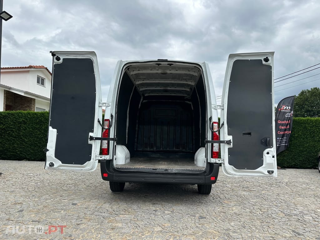 Renault Master 2.3 dCi L2h2