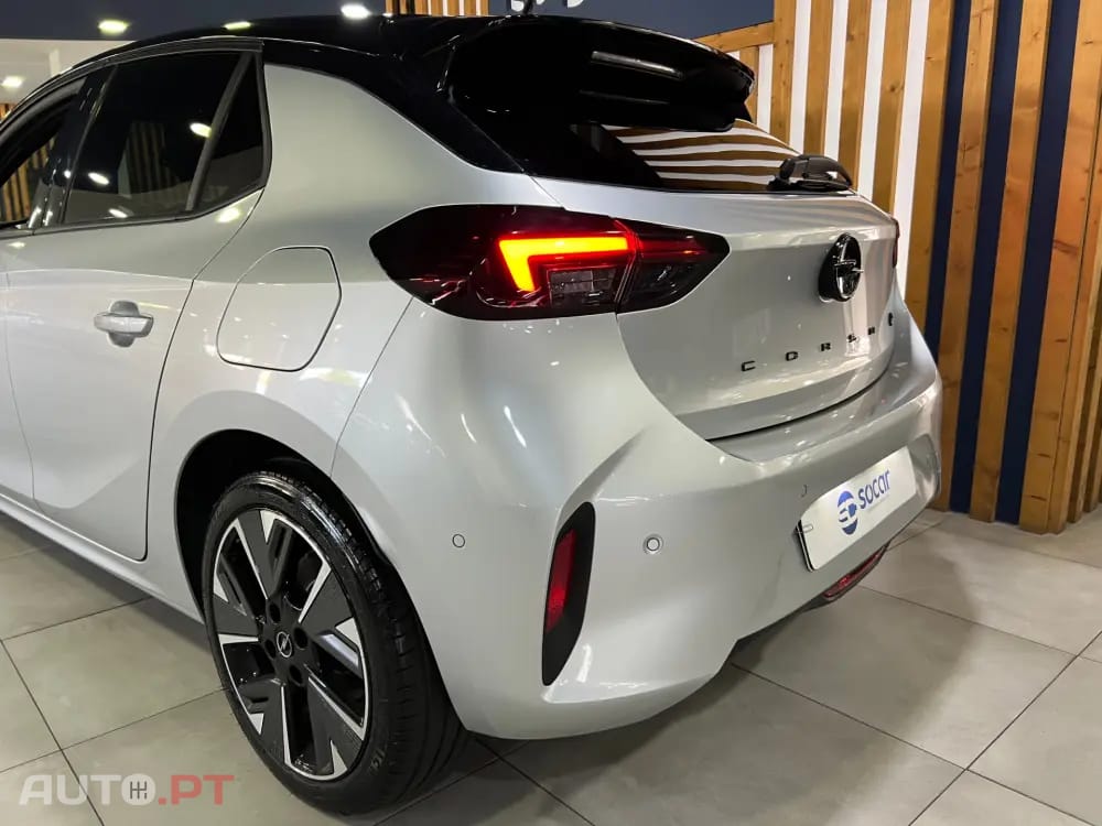 Opel Corsa-E e-GS
