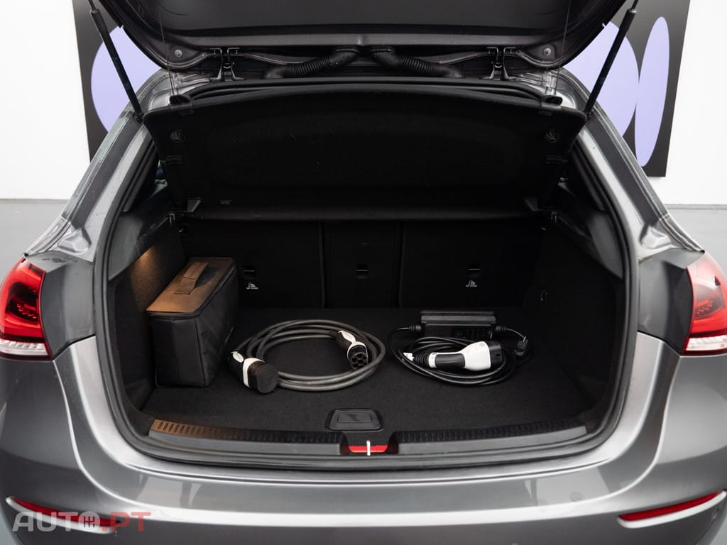 Mercedes-Benz A 250 e Style Plus