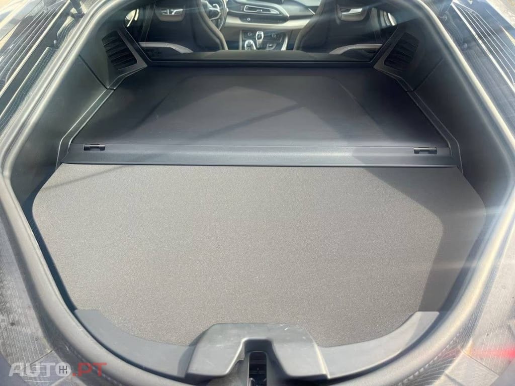 BMW i8 xDrive