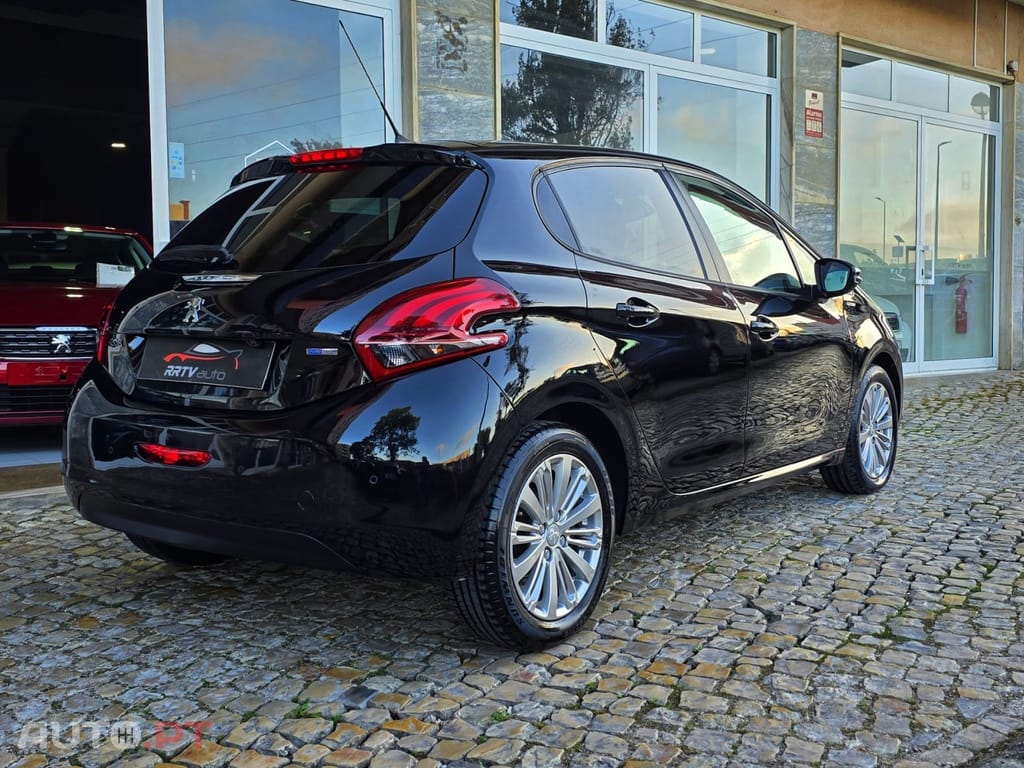 Peugeot 208 1.2 PureTech Style