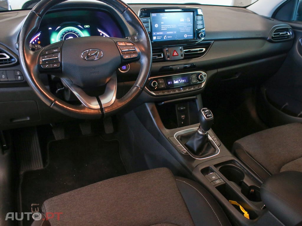 Hyundai i30 1.0 T-GDI 48V-Hybrid Connect & Go