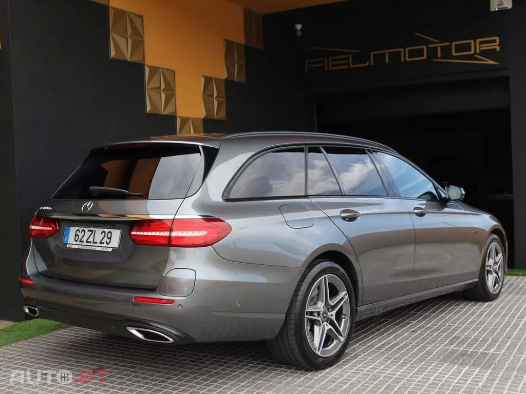 Mercedes-Benz E 300 de AMG Line