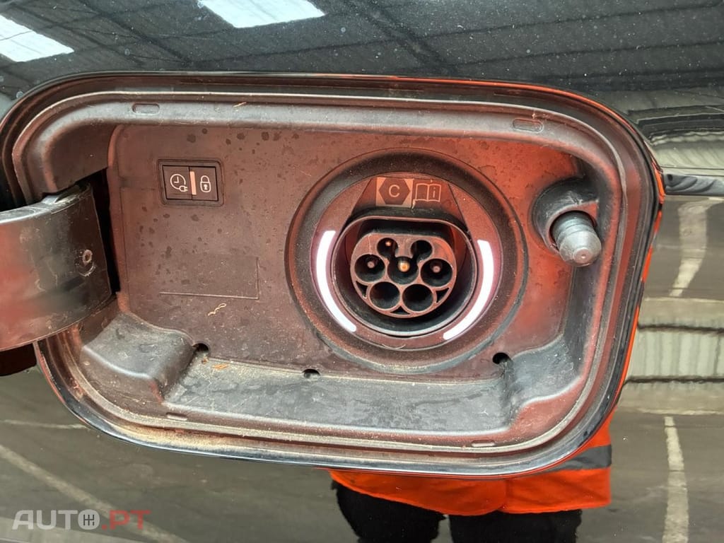 DS DS7 E-Tense Rivoli EAT8