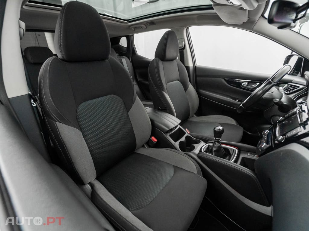 Nissan Qashqai 1.3 DIG-T N-Connecta