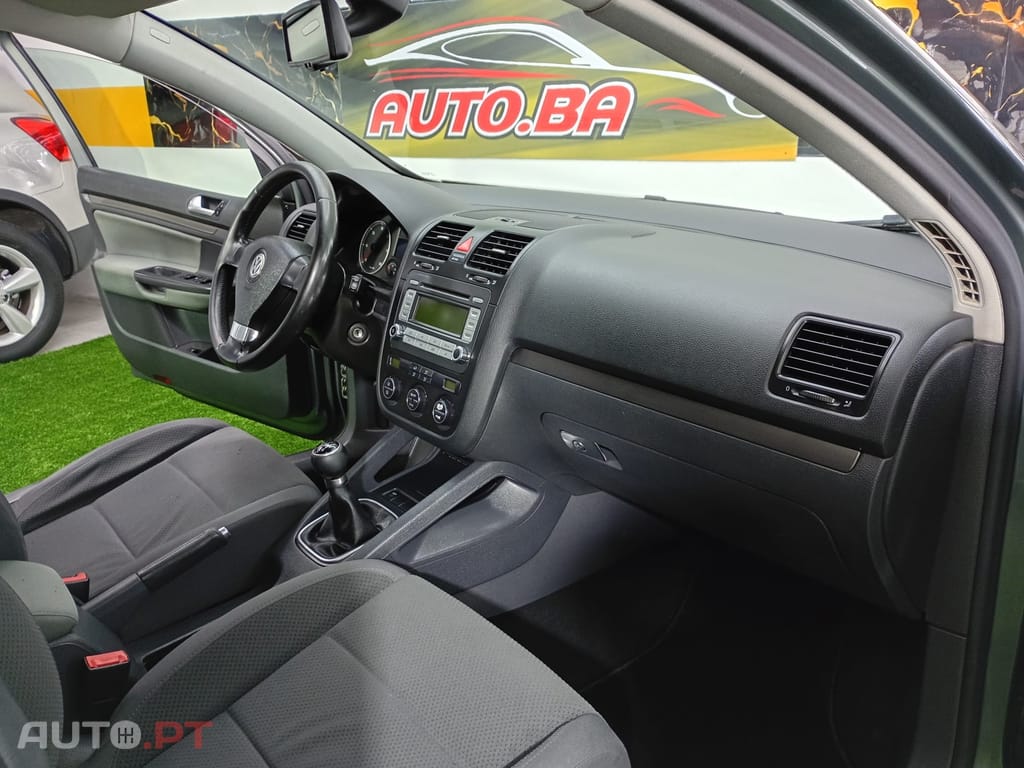 Volkswagen Golf 1.9 TDi 6V Confortline