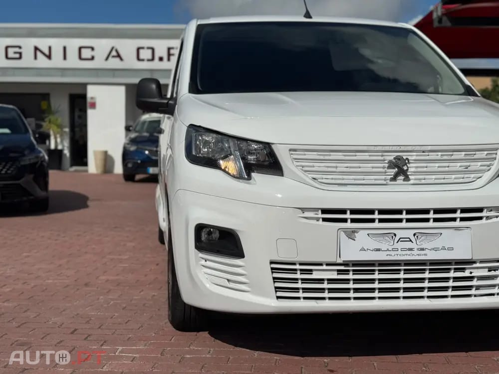 Peugeot Partner Outro
