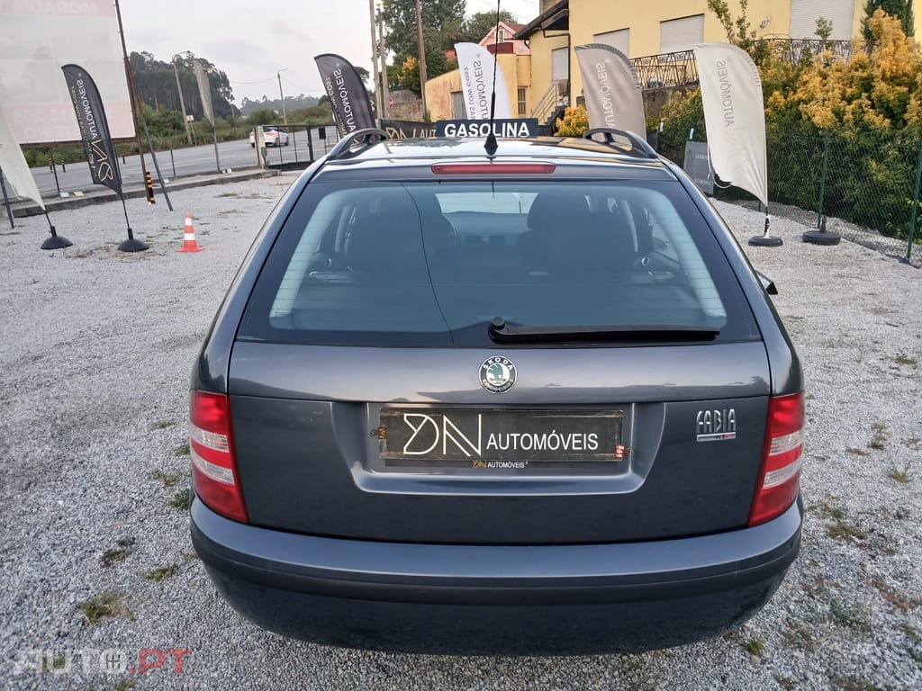 Skoda Fabia Break 1.2 Poucos Kms