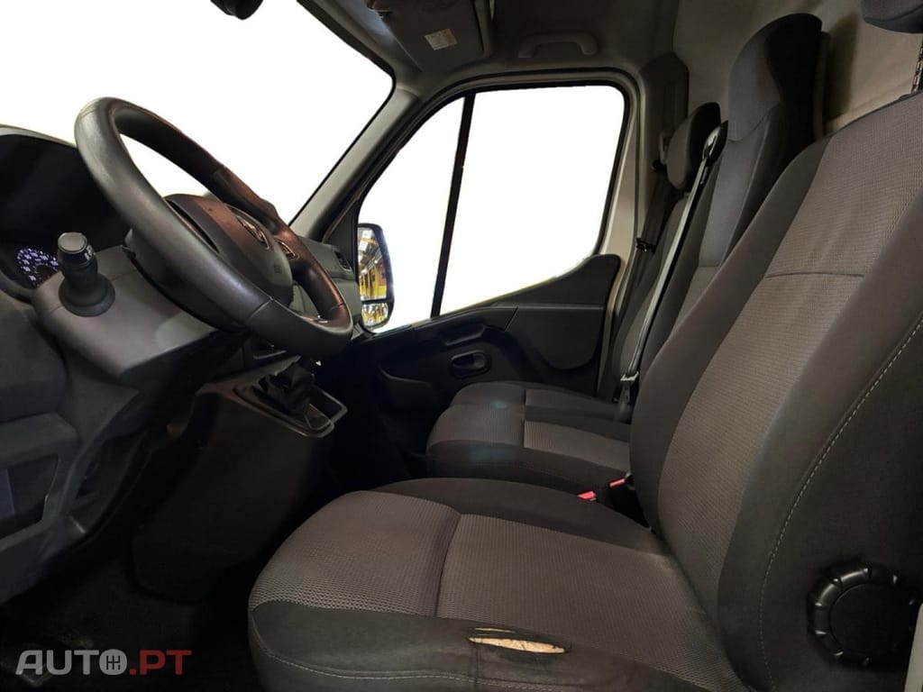 Renault Master 2.3 dCi L1H1 3.3T Grand Confort