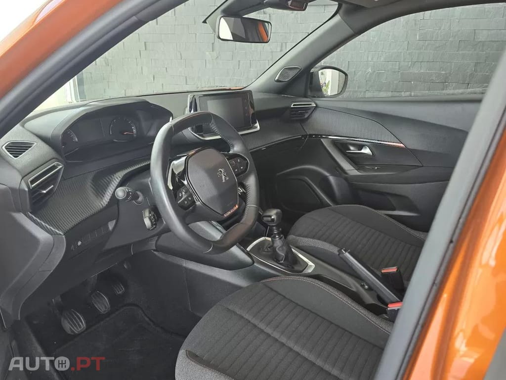 Peugeot 2008 1.2 PureTech Style